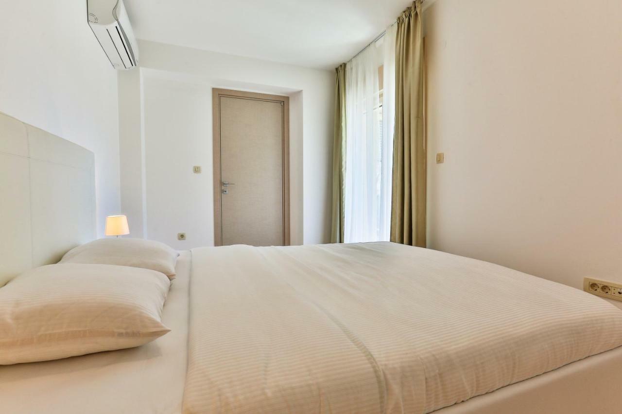 Gufo Apart Budva Exterior foto